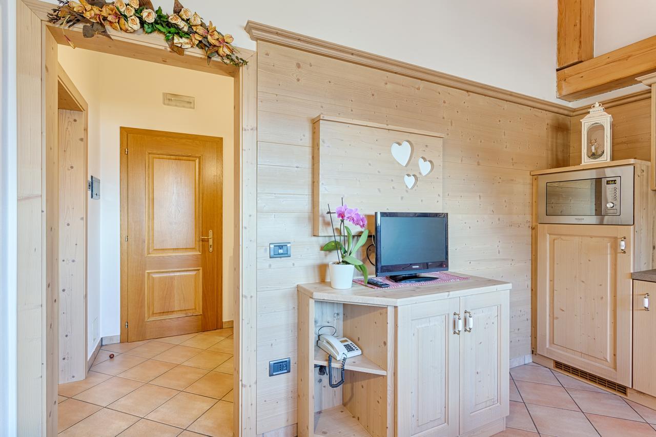 Residence Ronchi Molveno Exterior photo